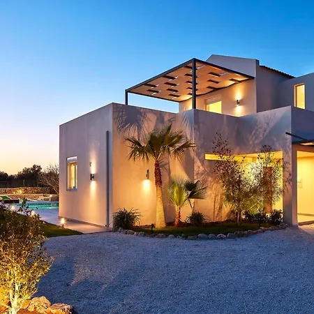 Amaranthus- Private Pool- Jacuzzi- Mini Golf Villa